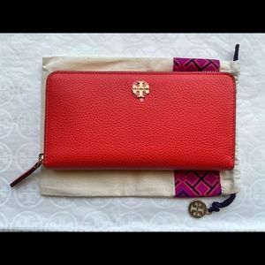 Tory Burch Carter Continental Zip Wallet/Organizer
